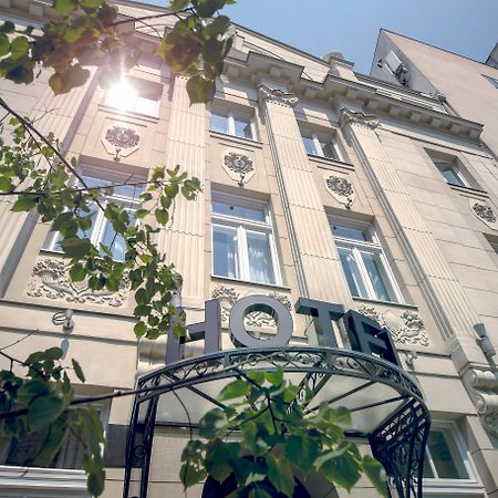 Public House Hotel Belgrado Buitenkant foto